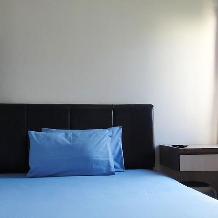 Comfort House Hotell Balikpapan  Exteriör bild